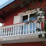 Nicole Apartament *