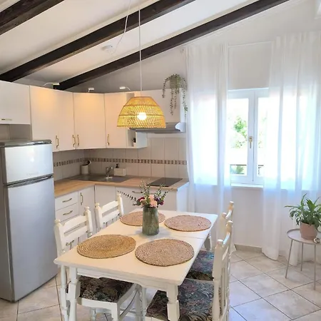 Apartamento Nicole Jezera