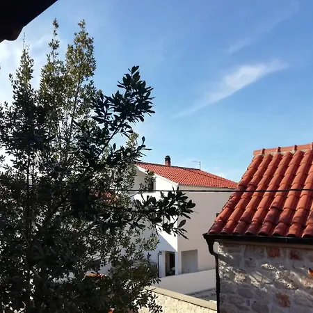 Nicole Apartamento