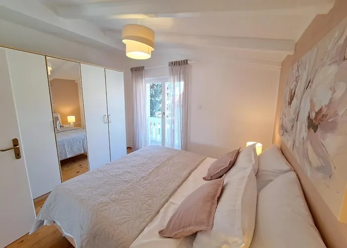 Apartament Nicole Jezera