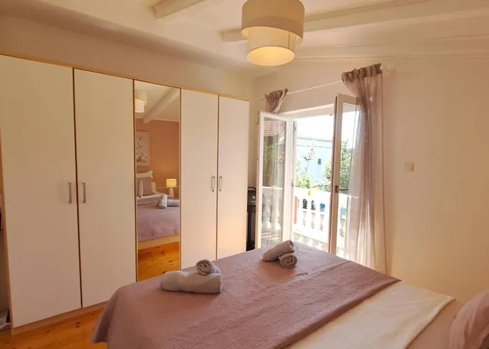 아파트 Nicole 제제라