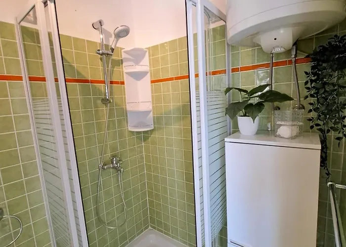 Nicole Apartament Jezera